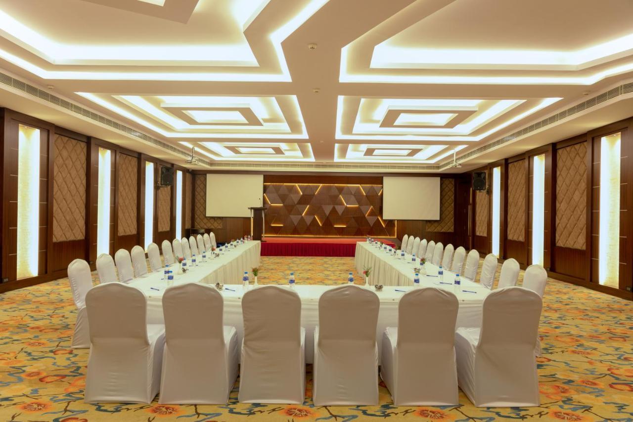 เจนนีย์ เรสซิเดนซี่ Hotel โคอิมบาทอร์ ภายนอก รูปภาพ